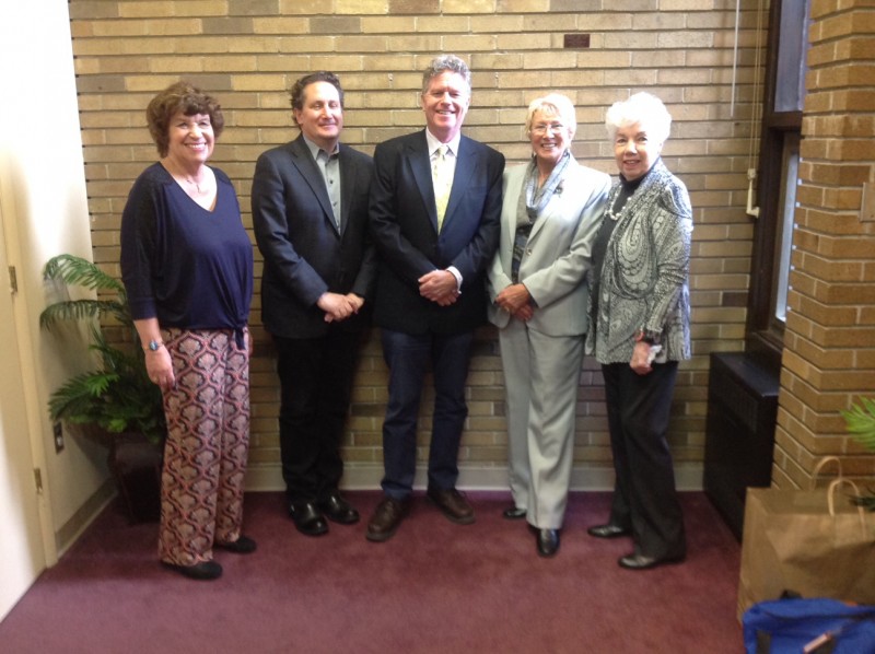 L-R: Elizabeth Halverstam, Neil Benson, Austin Tichenor, Carole Benson, Marilyn Sirulnick