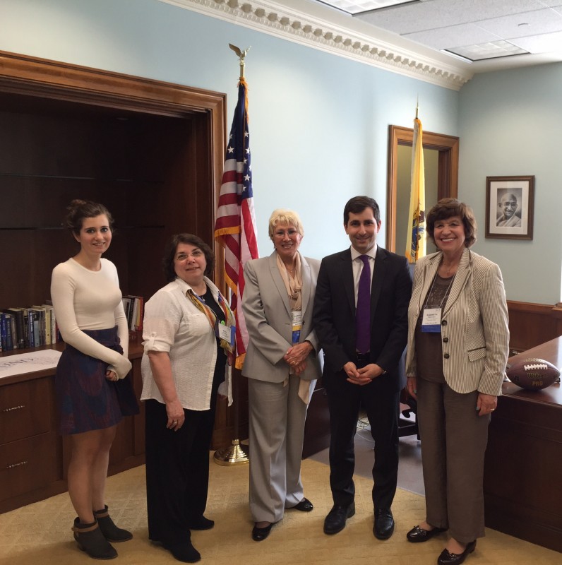 Corey Booker Congressional visit Matthew Klapper (1)