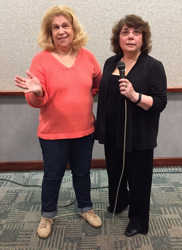 Jean Joachim (L) and Ruth Seitelman at NCJW’s study group on Life Reimagined